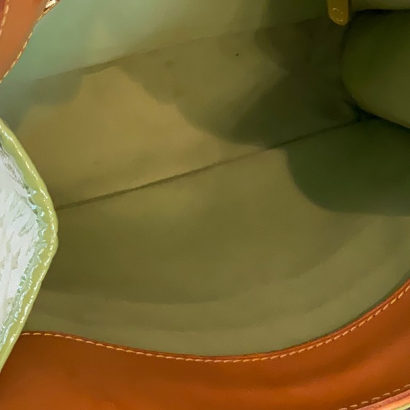 Louis Vuitton Green Kathleen Mini Lin Sac - Picture 15 of 16